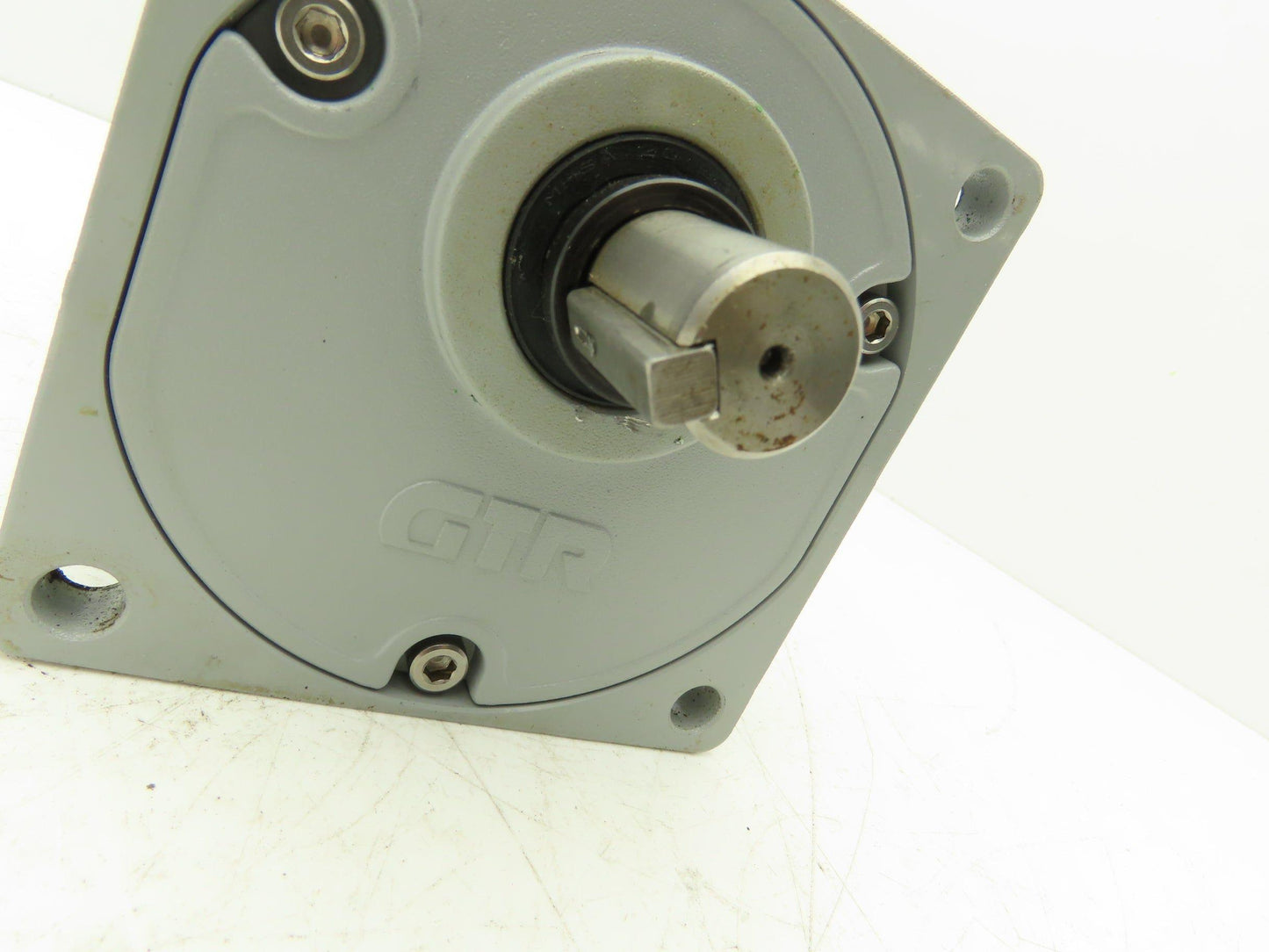 Nissei GFV-18-160-T90 GTR Inline Gearmotor 160:1 Ratio 90W 10rpm 220V 3PH