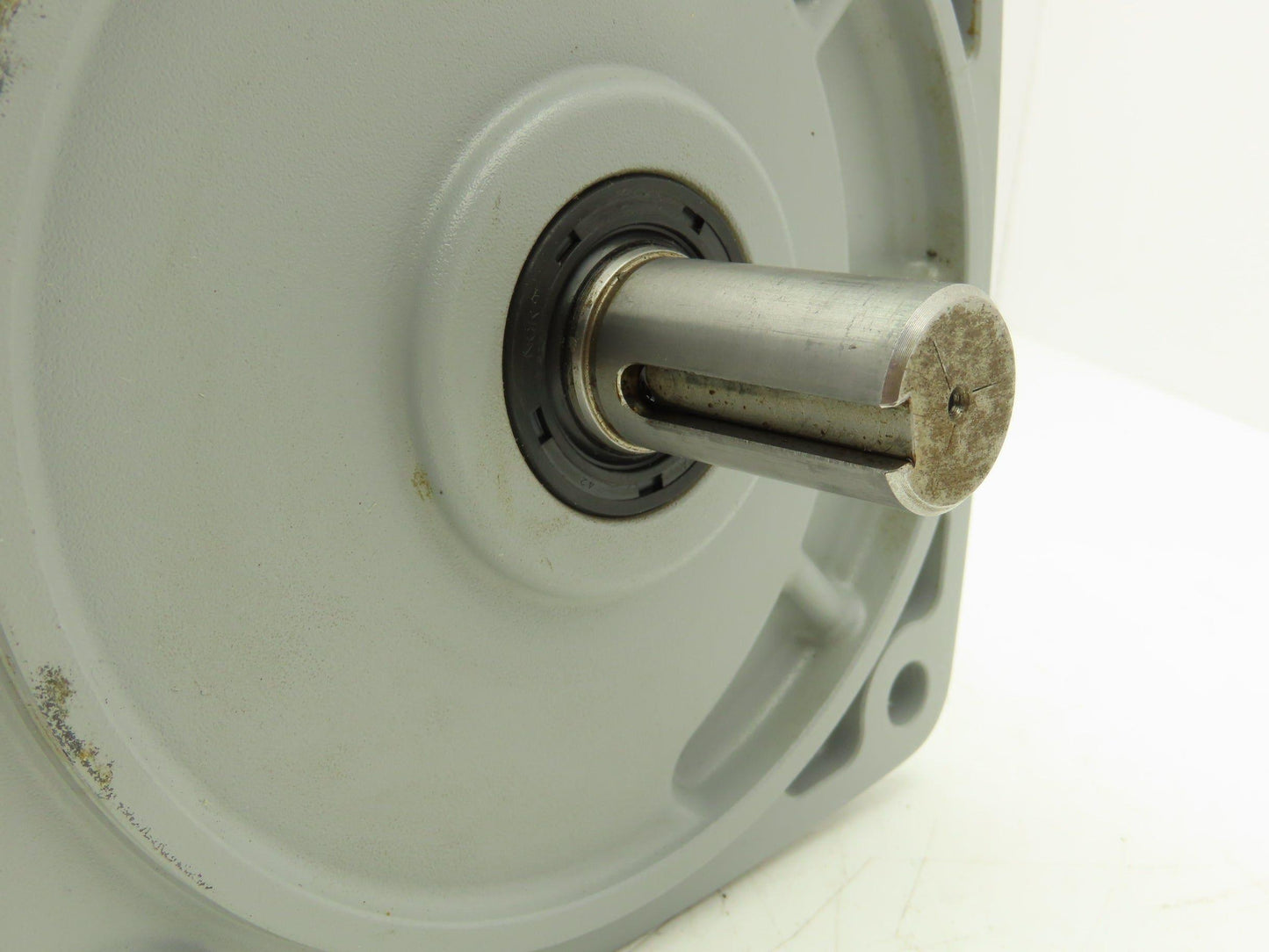 Nissei G3F22N200-UTB010NA GTR Inline Gearmotor 200:1 100W 8.5rpm 220VAC 3PH