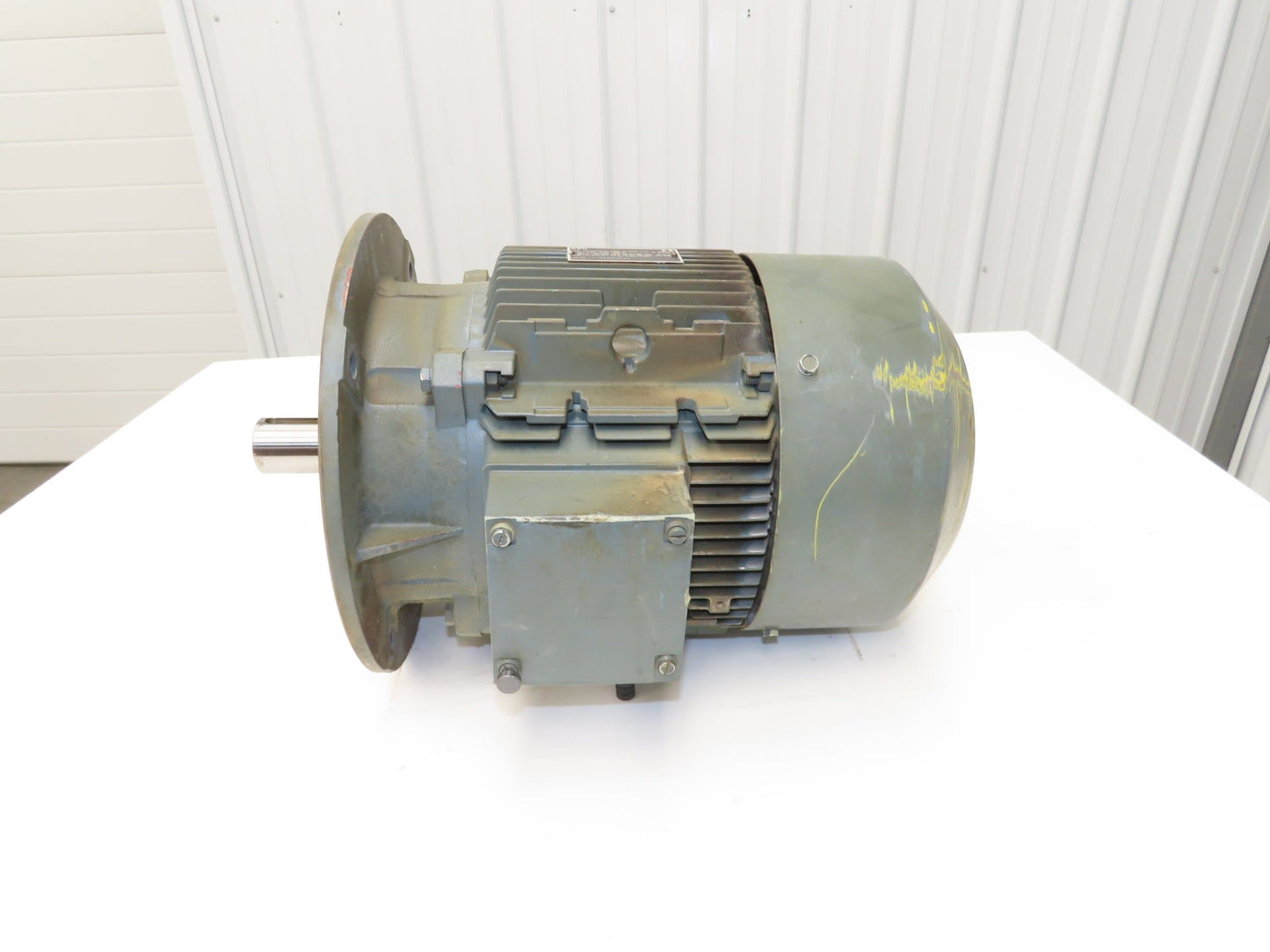 AEG AM132SZA2 AC Motor 8.6kW 3490rpm 230/460v 3ph 132S TEFC