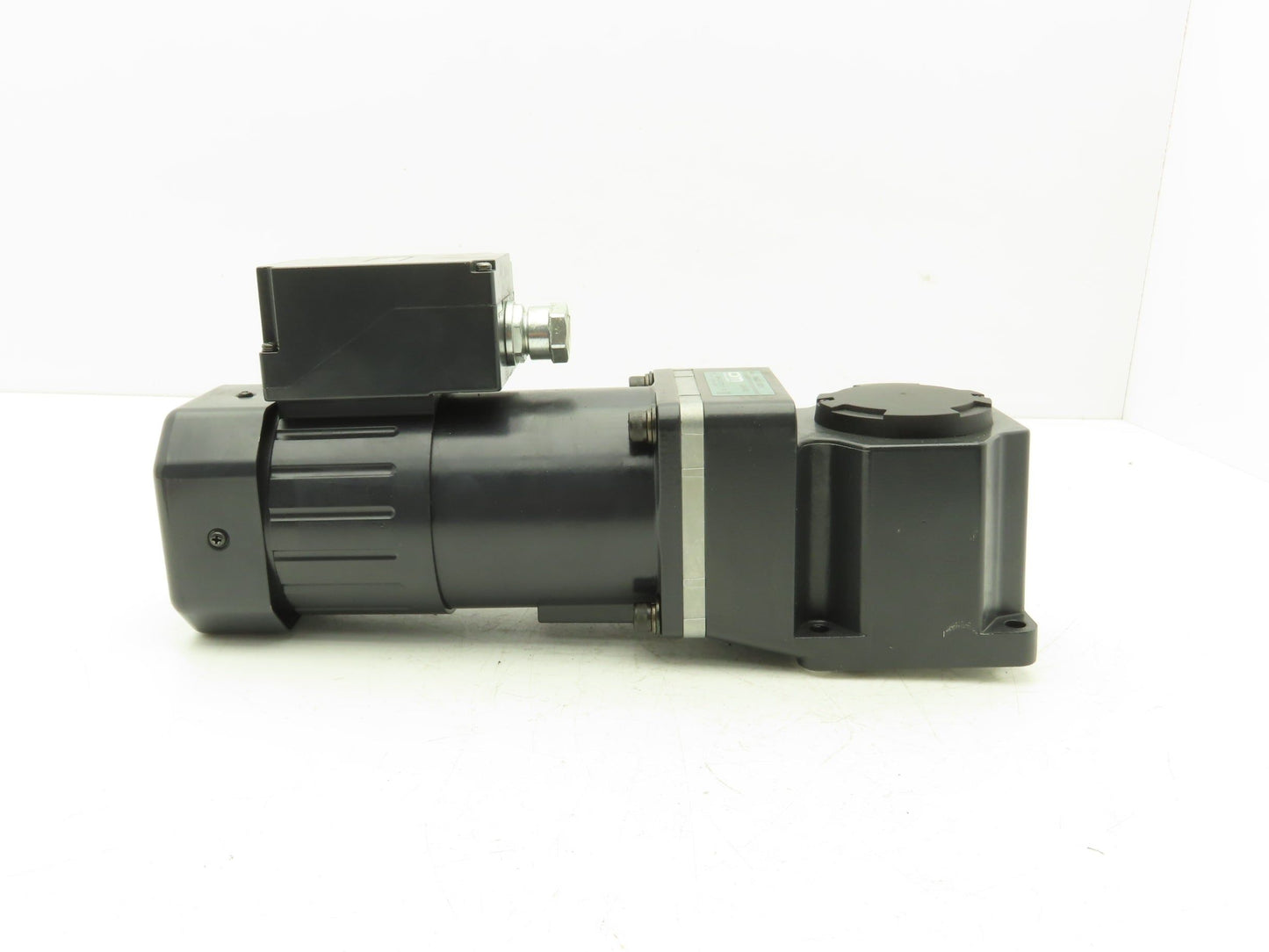 Oriental Motor BH6G2-180RH Brake Gearmotor 180:1 Ratio 200W 8rpm 230VAC 3Ph RH