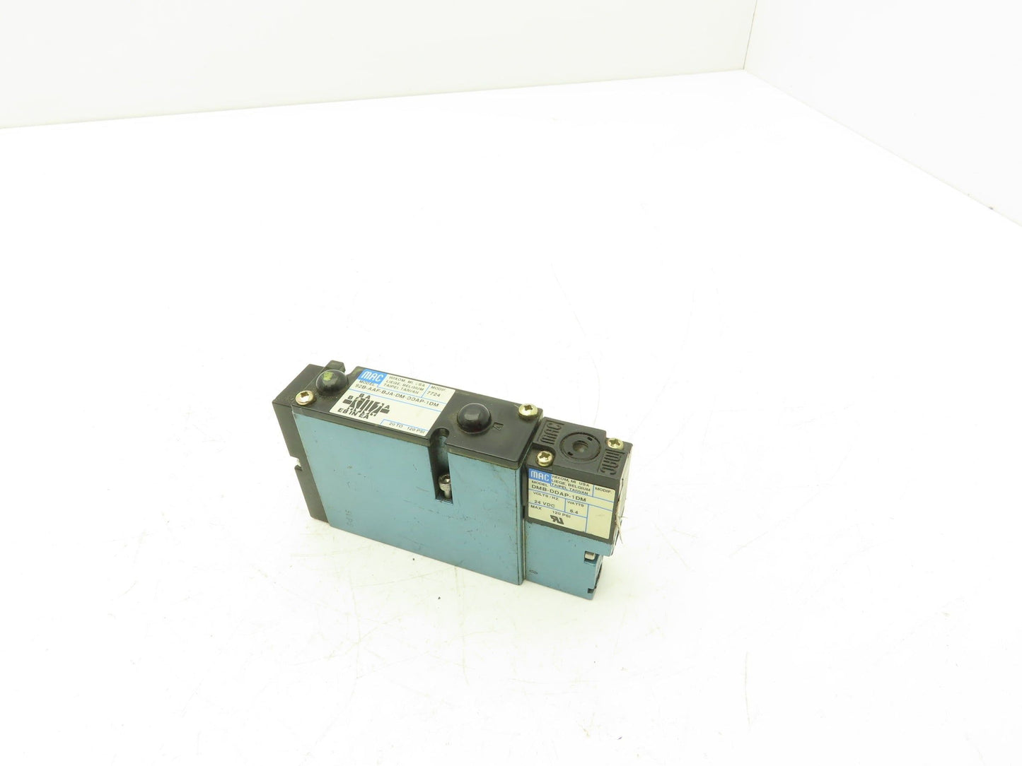 Mac 92B-AAF-BJA-DM-DDAP-1DM Solenoid Valve 24VDC 120 psi