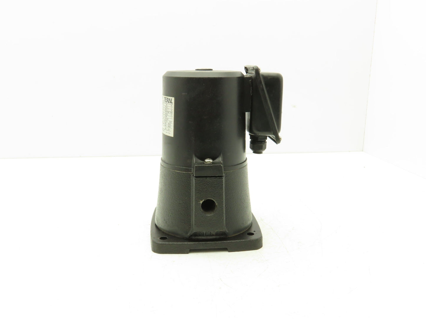 Teral VKN075A Coolant Pump 67 L/min 180W 3460rpm 220V 3PH 1/2"NPT Floor Mount