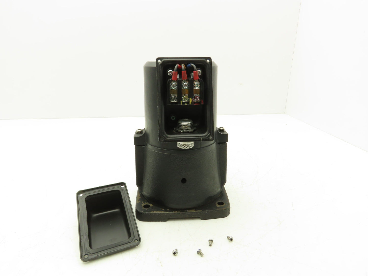 Teral VKN075A Coolant Pump 67 L/min 180W 3460rpm 220V 3PH 1/2"NPT Floor Mount