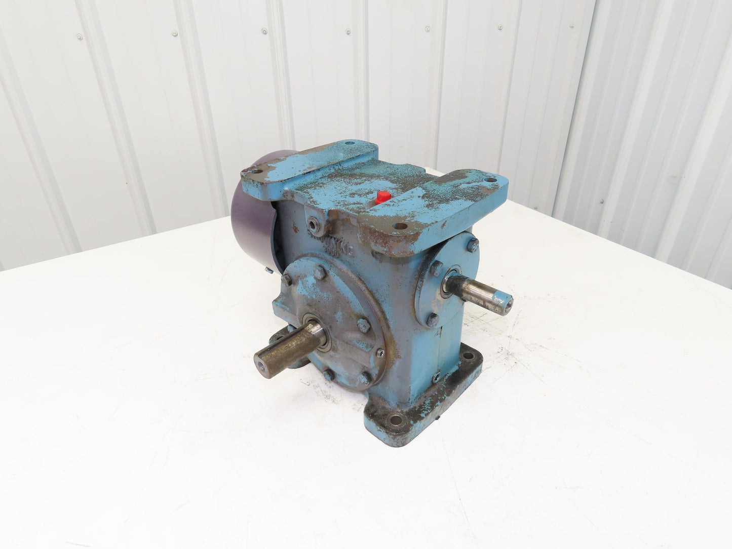 Browning 3000U1-LR10F Worm Gearbox 10:1 Reducer 5.54Hp 175rpm Dual Output