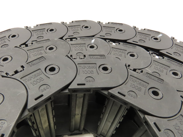 Tsubaki Energy Chain Cable Carrier Conveyor 103" Long 1-1/2" x 3-15/16" ID