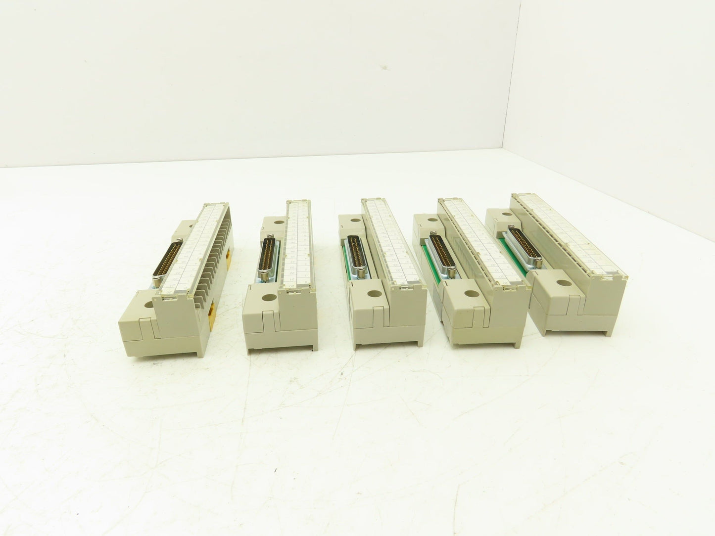 Yoshida PS7DS-37V3A Terminal Block 37-Pin 125V 1A Lot of 5
