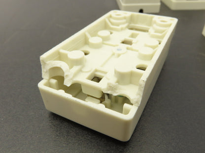 National WK3004 Outlet Receptacle 125V 15A Lot of 10