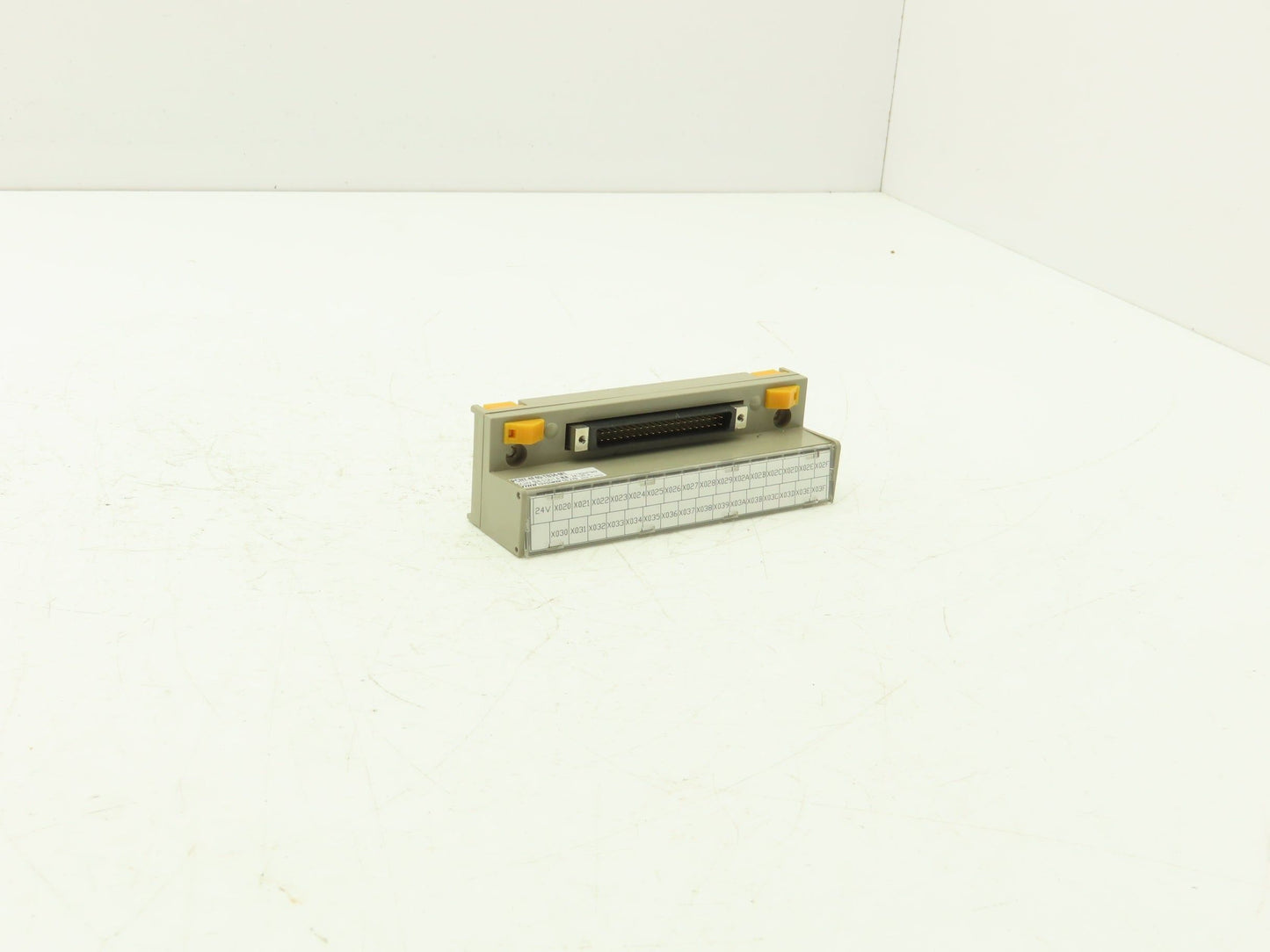 Toyogiken PCN7-4F40-TB34-M1 Terminal Block 34/40-Pin 24V 0.5A