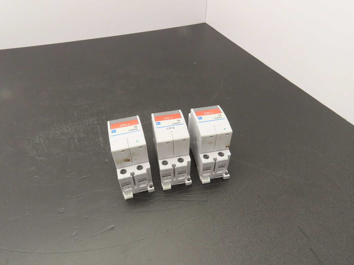 Fuji Electric CP30FM-2P001 Circuit Breakers 250VAC 125VDC 1A 2-Pole Lot of 3