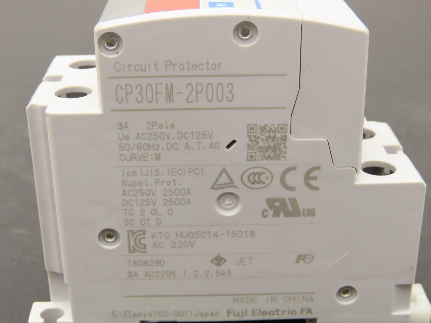 Fuji Electric CP30FM-2P003 Circuit Breakers 250VAC 125VDC 3A 2-Pole Lot of 3