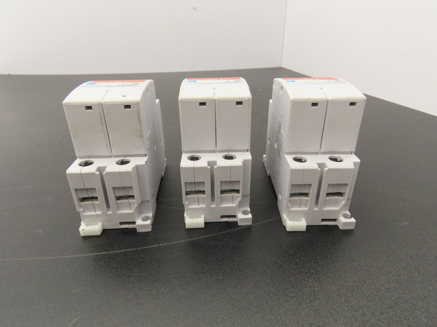 Fuji Electric CP30FM-2P003 Circuit Breakers 250VAC 125VDC 3A 2-Pole Lot of 3