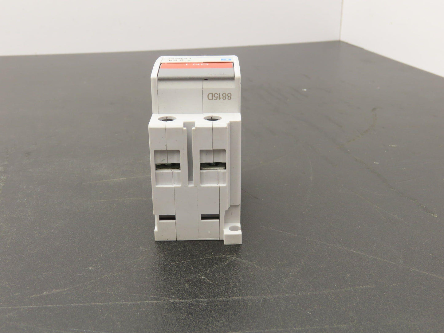 Fuji Electric CP30FM-2P0P5 Circuit Breaker 250VAC 125VDC 0.5A 2-Pole