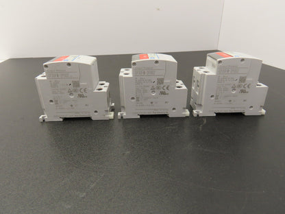 Fuji Electric CP30FM-2P002 Circuit Breakers 250VAC 2A 2-Pole Lot of 3