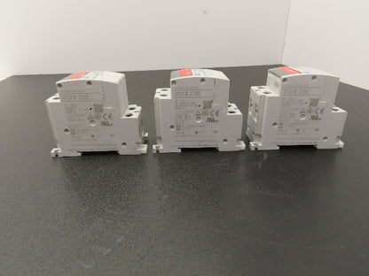 Fuji Electric CP30FM-2P002 Circuit Breakers 250VAC 2A 2-Pole Lot of 3