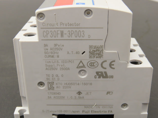 Fuji Electric CP30FM-3P003 Circuit Breakers 250VAC 3A 3-Pole