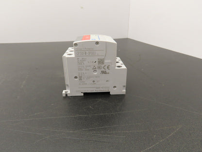 Fuji Electric CP30FM-3P003 Circuit Breakers 250VAC 3A 3-Pole