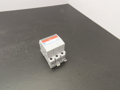 Fuji Electric CP30FM-3P003 Circuit Breakers 250VAC 3A 3-Pole