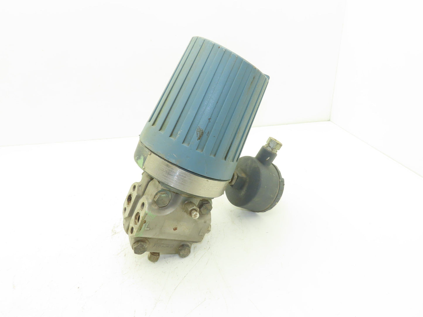 Foxboro E13DM Electronic Pressure Transmitter 24-60vdc 2000psi