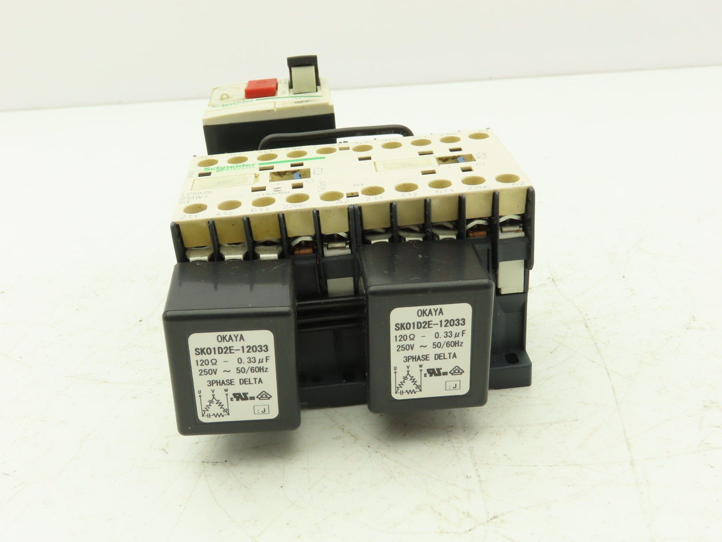 Schneider Electric LP5K0601BW3 Reversing Contactor 600V 3Ph 0.4-0.63A Coil 24VDC