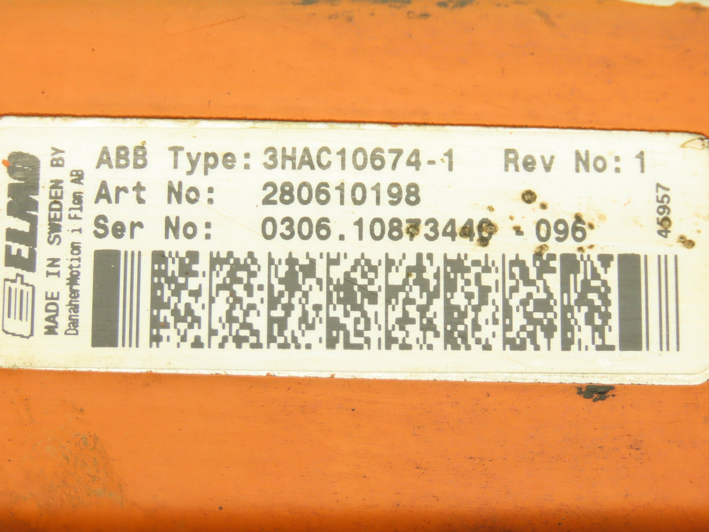 ABB Robotics/Elmo 3HAC 10674-1 AC Servo Motor with Encoder TS2640N141E172