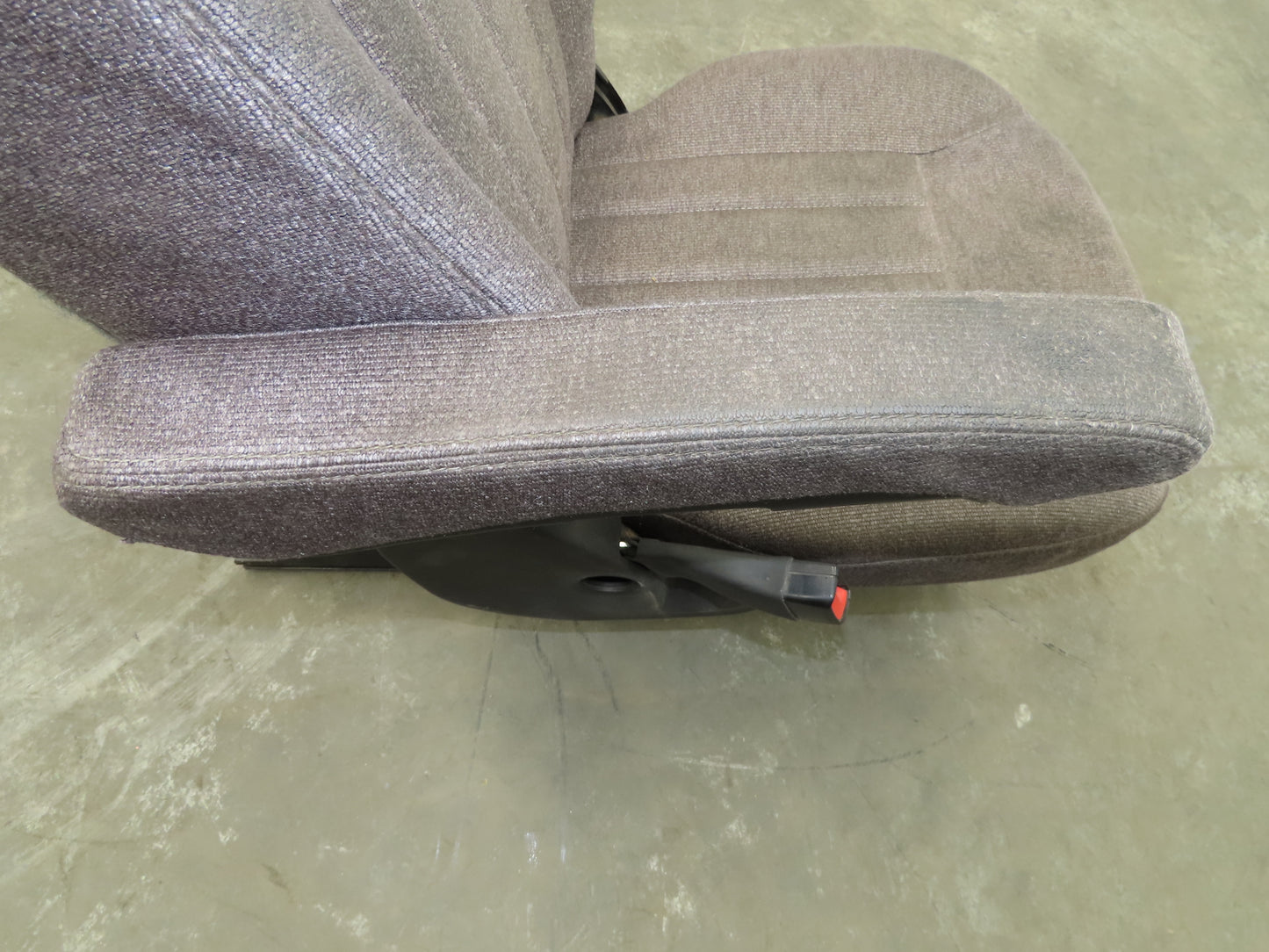 Paccar Gramag 21168AA Semi Truck Air Ride Drivers Seat Cloth