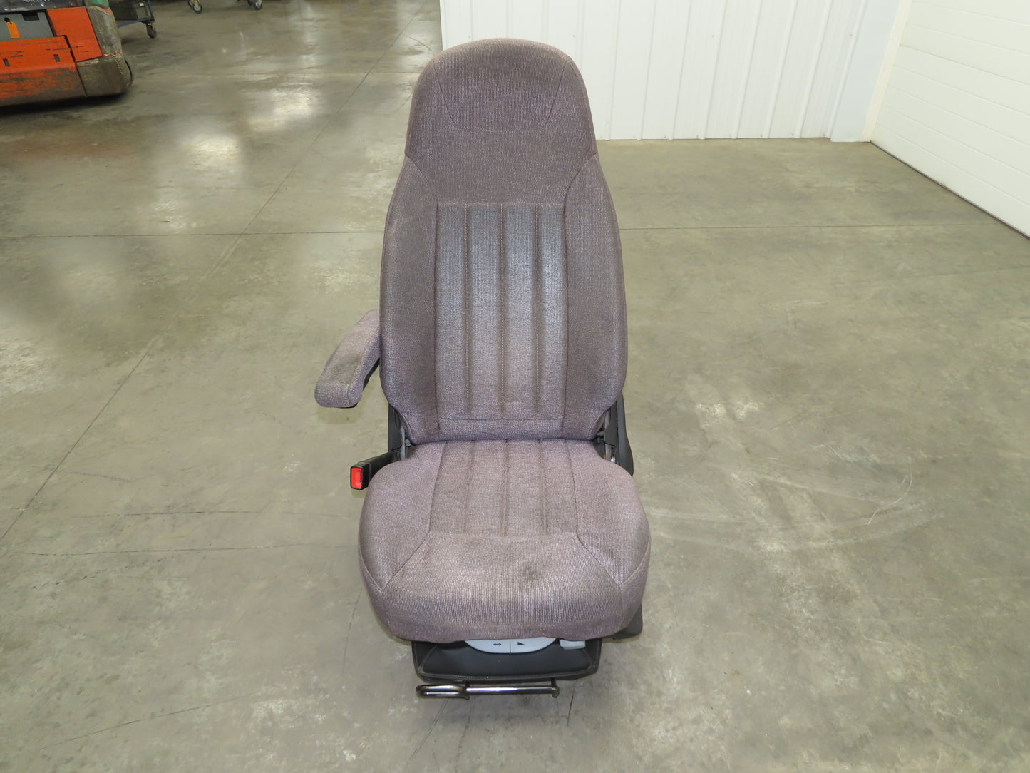 Paccar Gramag 21168AA Semi Truck Air Ride Drivers Seat Cloth