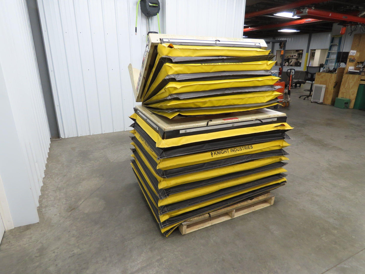 Knight LT3448 Pneumatic Lift Tilt Table Tote Tipper 4000lb 45° Degree 48x34" Top