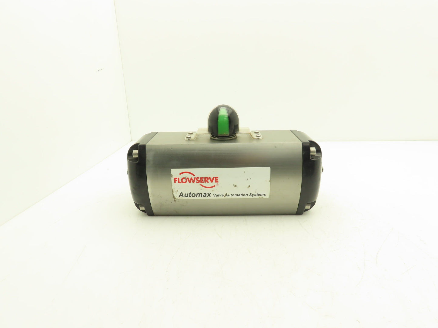 Flowserve B125DS Pneumatic Air Operated Valve Actuator 125psig w/S25NAADR1 Valve