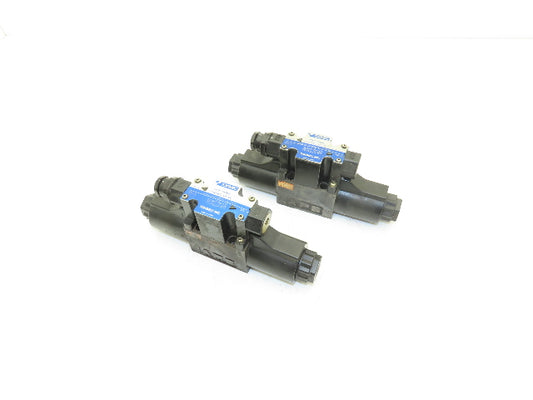 Tokimec DG4V-3-2C-M-P7-H-7-52 Directional Control Solenoid Valve 24V Lot of 2