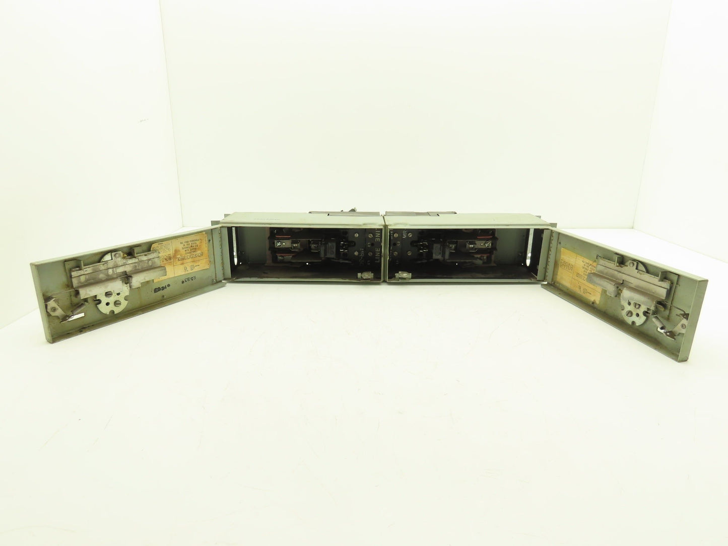 General Electric QMR321|QMR321-L Fusible Interrupter 30A 3Pole