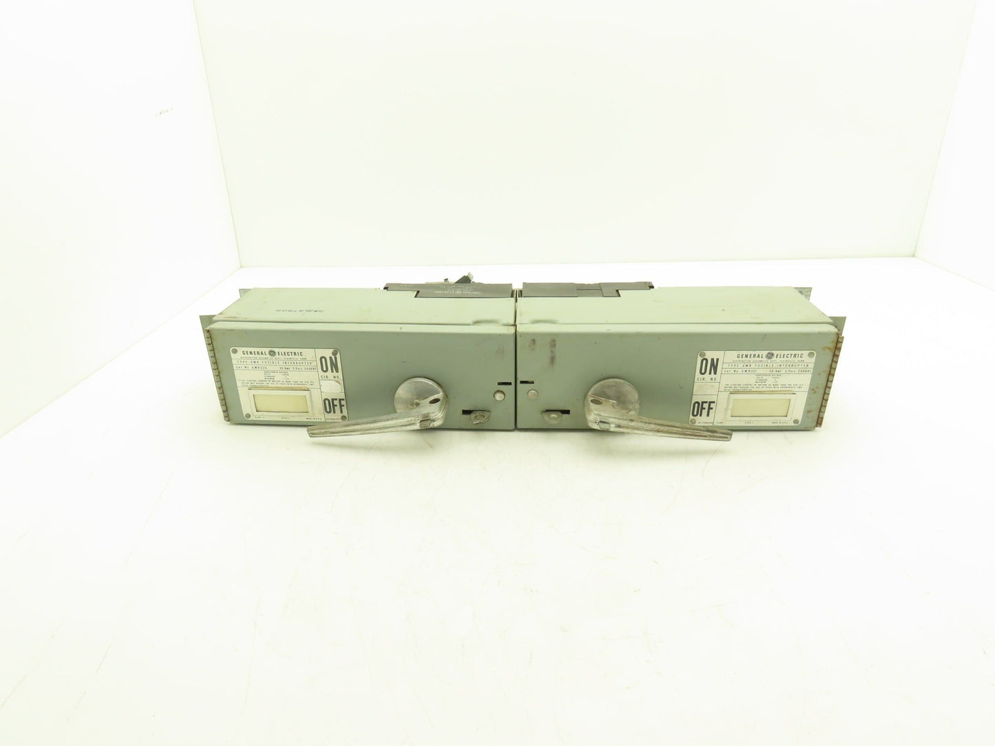 General Electric QMR321|QMR321-L Fusible Interrupter 30A 3Pole