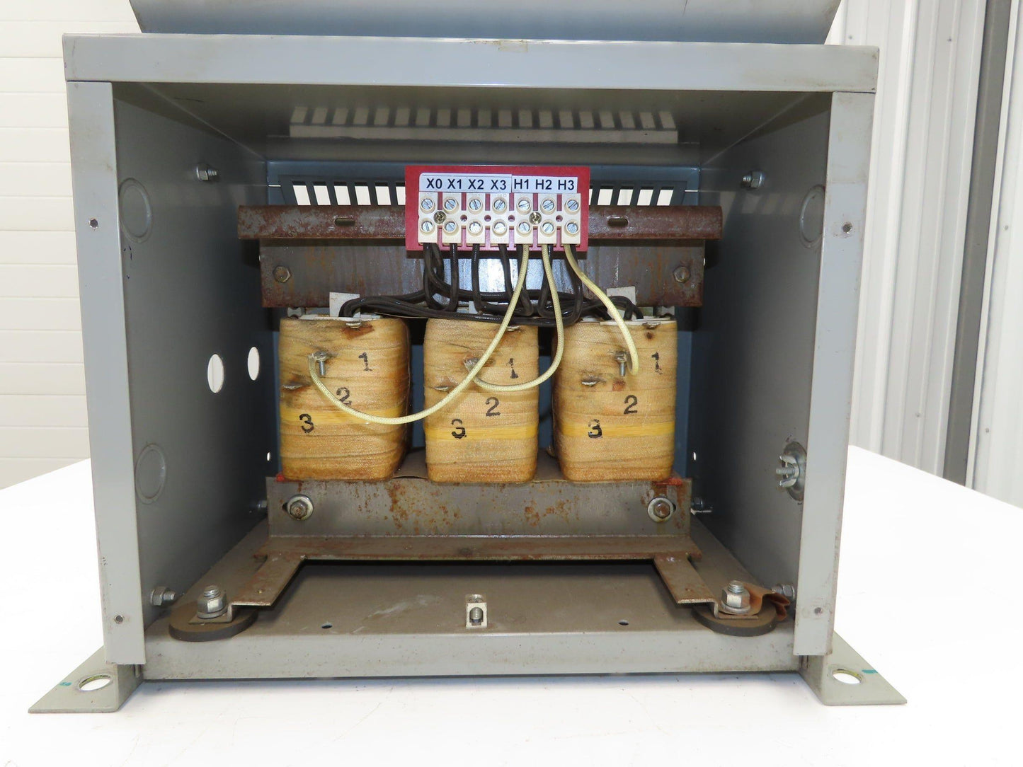 Rex Power Mag BC3H-S2 Stepdown Power Iso Transformer 3kva 3Ph HV 480D LV 220/127
