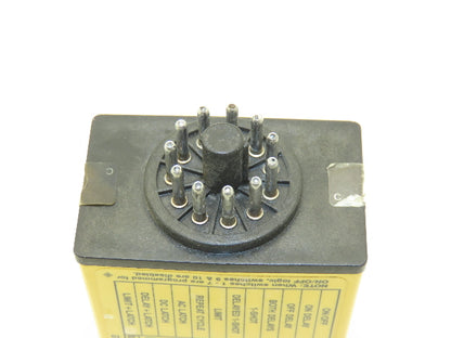 Banner CL5RA Maxi-Amp Logic Relay Module I/O 110/220V 4VA
