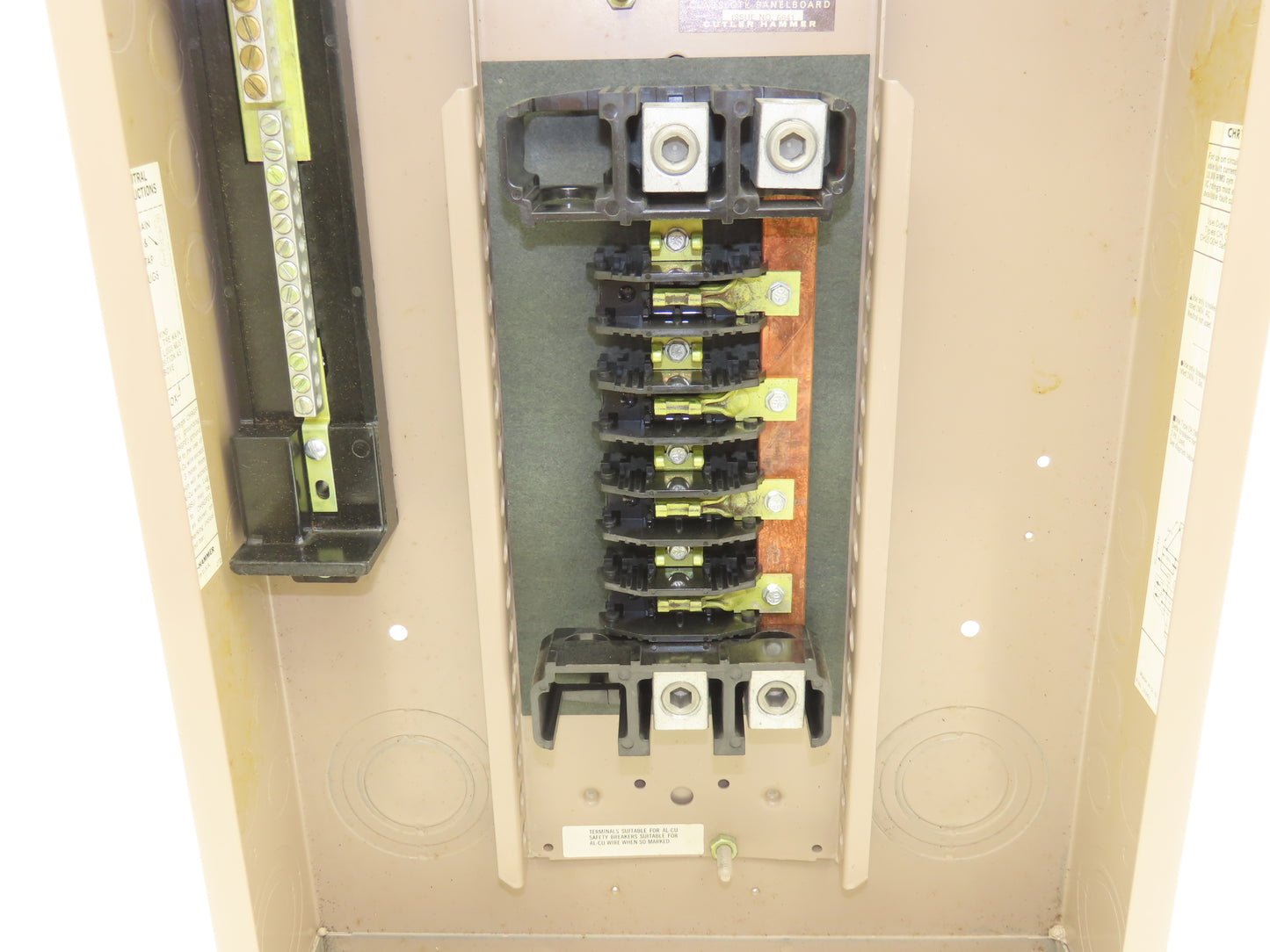 Cutler-Hammer CHR16D Load Center Circuit Breaker Electrical Box 200A 120/240v