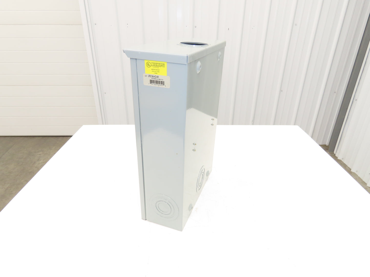 Thomas Betts URS1394-H0-WR Anchor Ringless 200A Meter Socket 1Ph 4 Terminal 3R