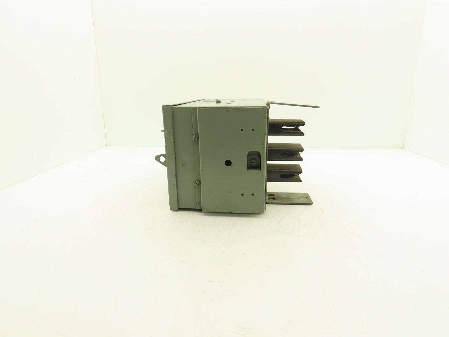 Siemens FVK34EB Busway Fusible Disconnect Switch Bus Plug 15A Breaker 600VAC 3PH