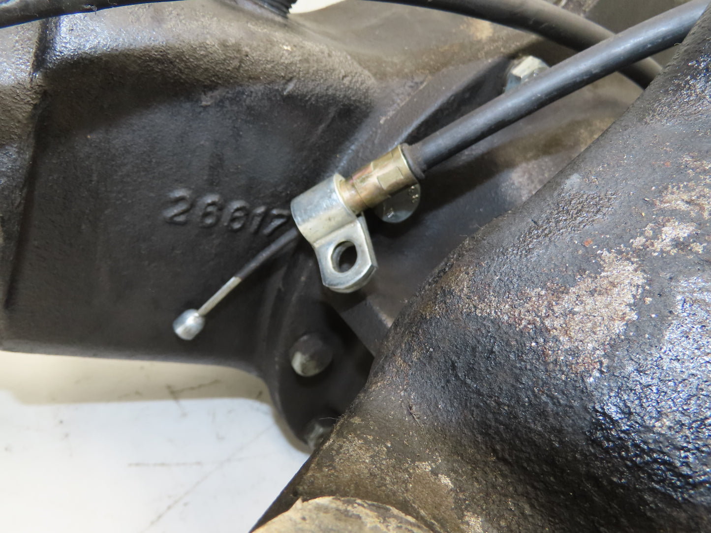 Hyster E30XM Forklift Dual-Wheel Front Drive Axle Assembly 5-Lug