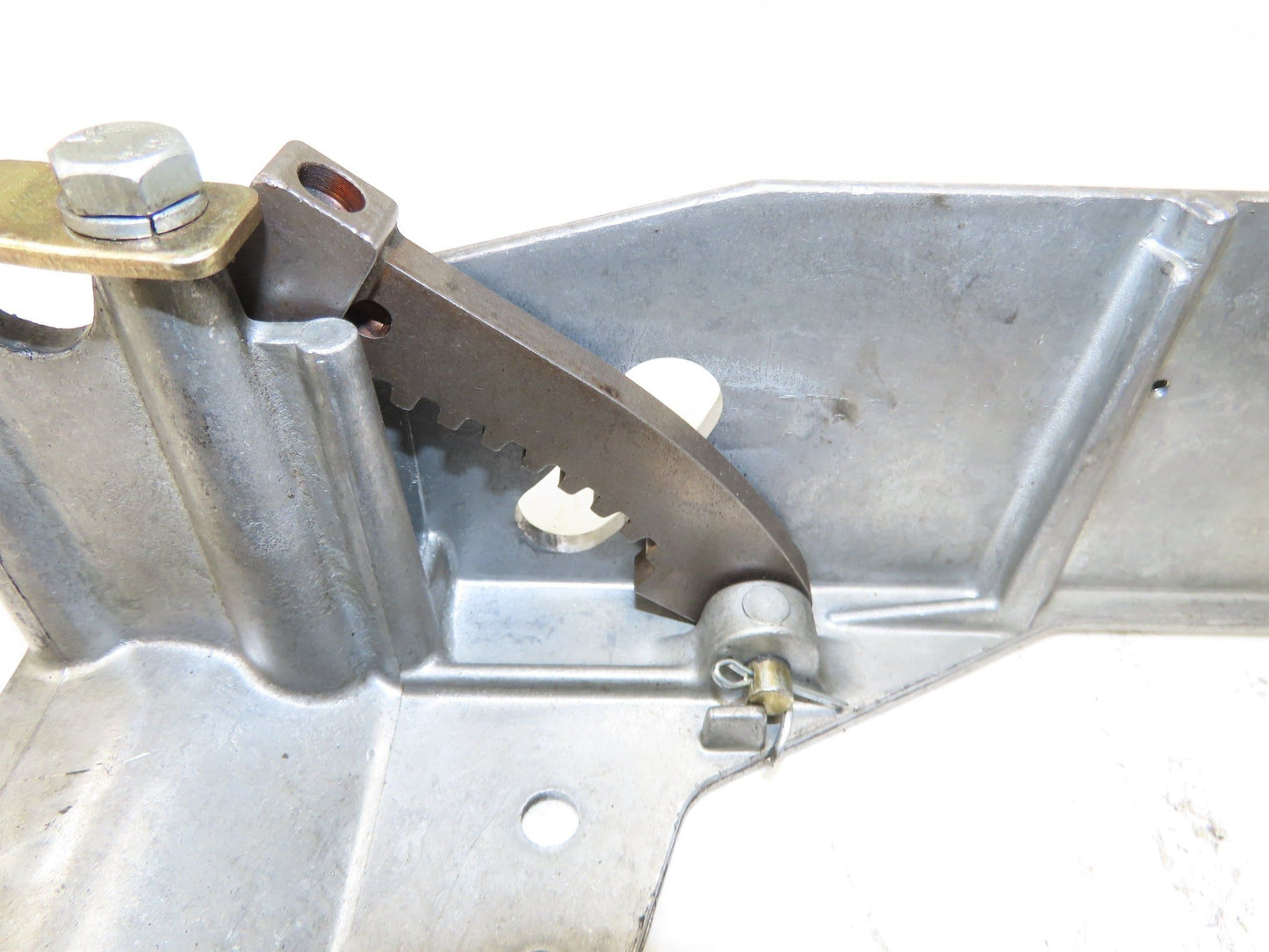 Hyster E30XM Forklift Steering Column Bracket Adjustable