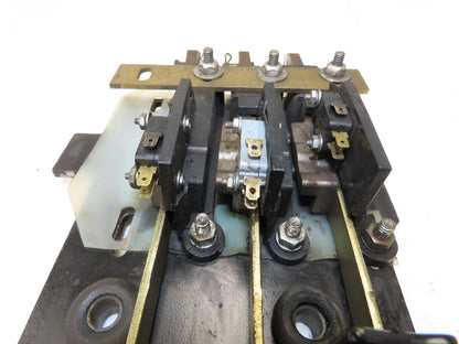 Husco Hyster 3-Spool Hydraulic Mast Control Valve Manifold from E30XM Forklift