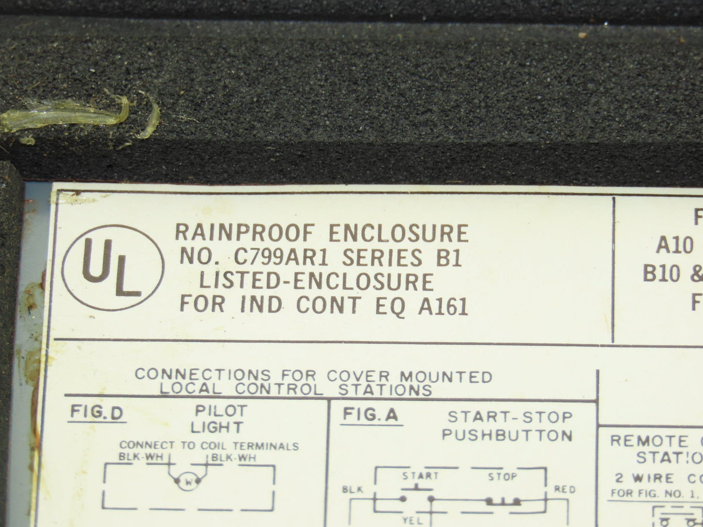 Cutler Hammer C799AR1 Motor Starter Enclosure Series D1 3R Rainproof 9x8x5"