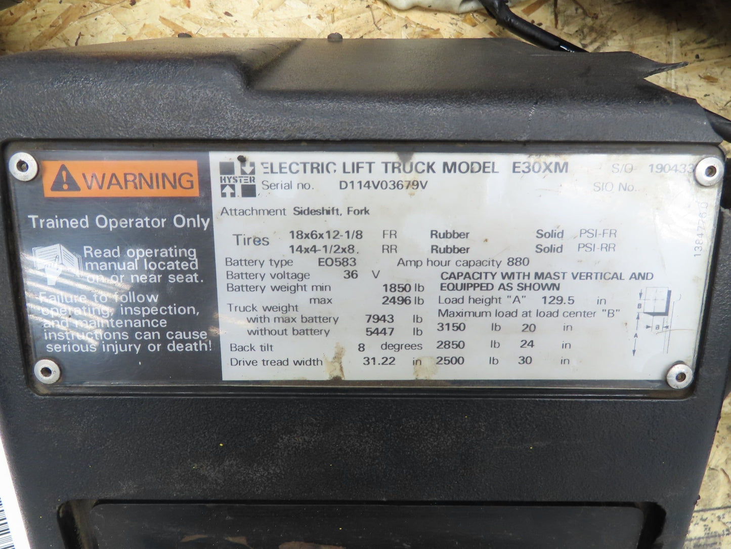 Hyster E30XM Forklift Steering Wheel With Sensors Knob Forward Reverse Toggle