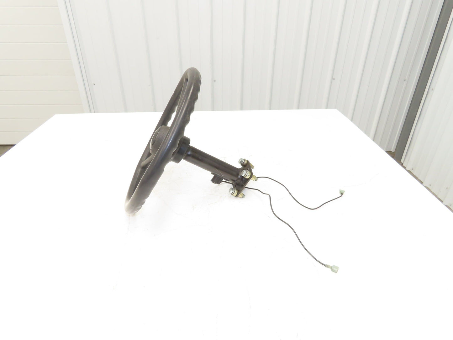 Hyster E30XM Forklift Steering Wheel With Sensors Knob Forward Reverse Toggle