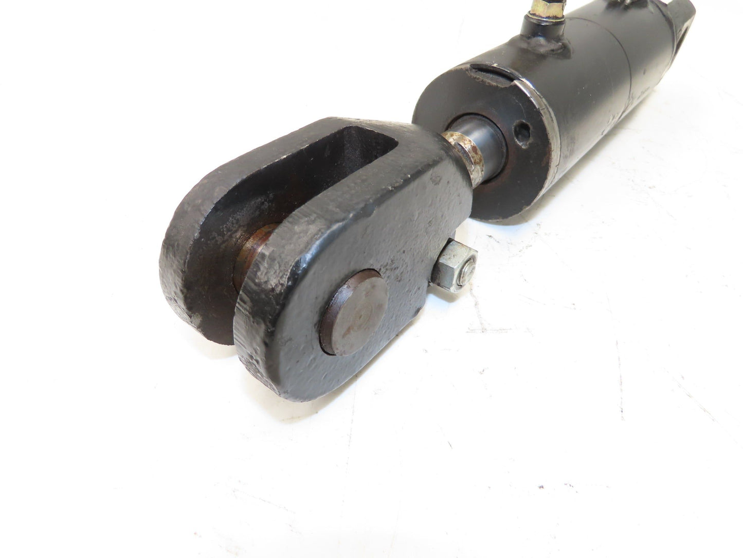 Hyster 305517 E30XM Tilt Cylinder From E30XM Forklift 2.5" Bore 3.5" Stroke