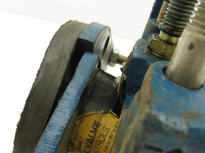 Robbins & Myers KFR Rubber Pinch Valve 1-1/2" Flanged 150psi Handwheel Operator