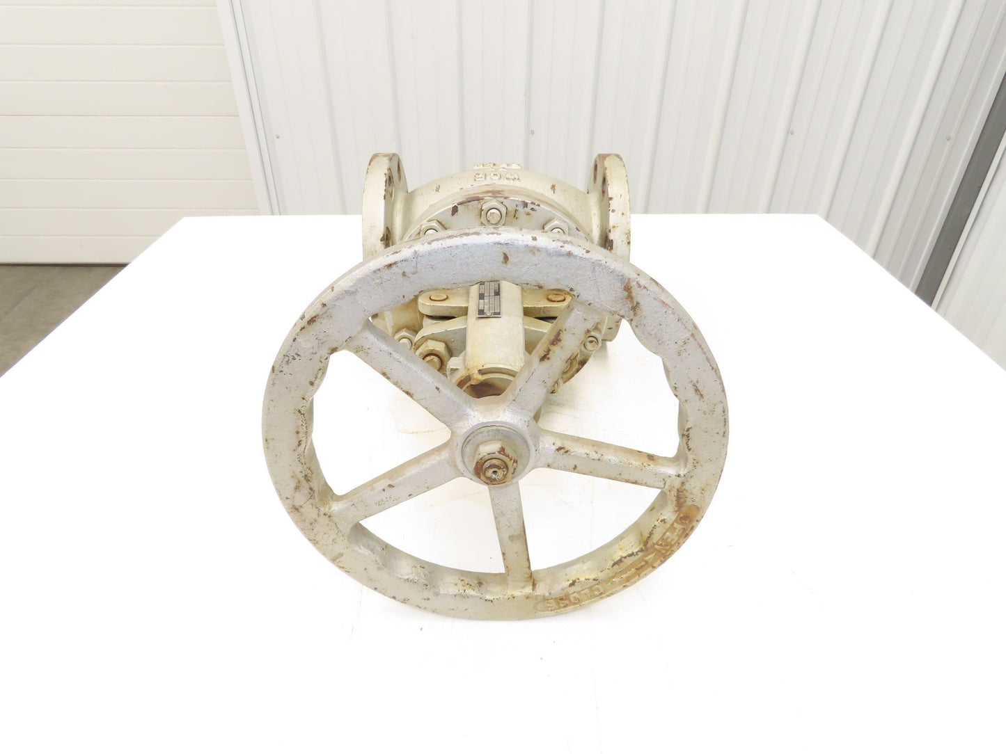 Newco 21F-CB2 4" Flanged Globe Valve 285psi Class 150 WCB 77 Rising Stem