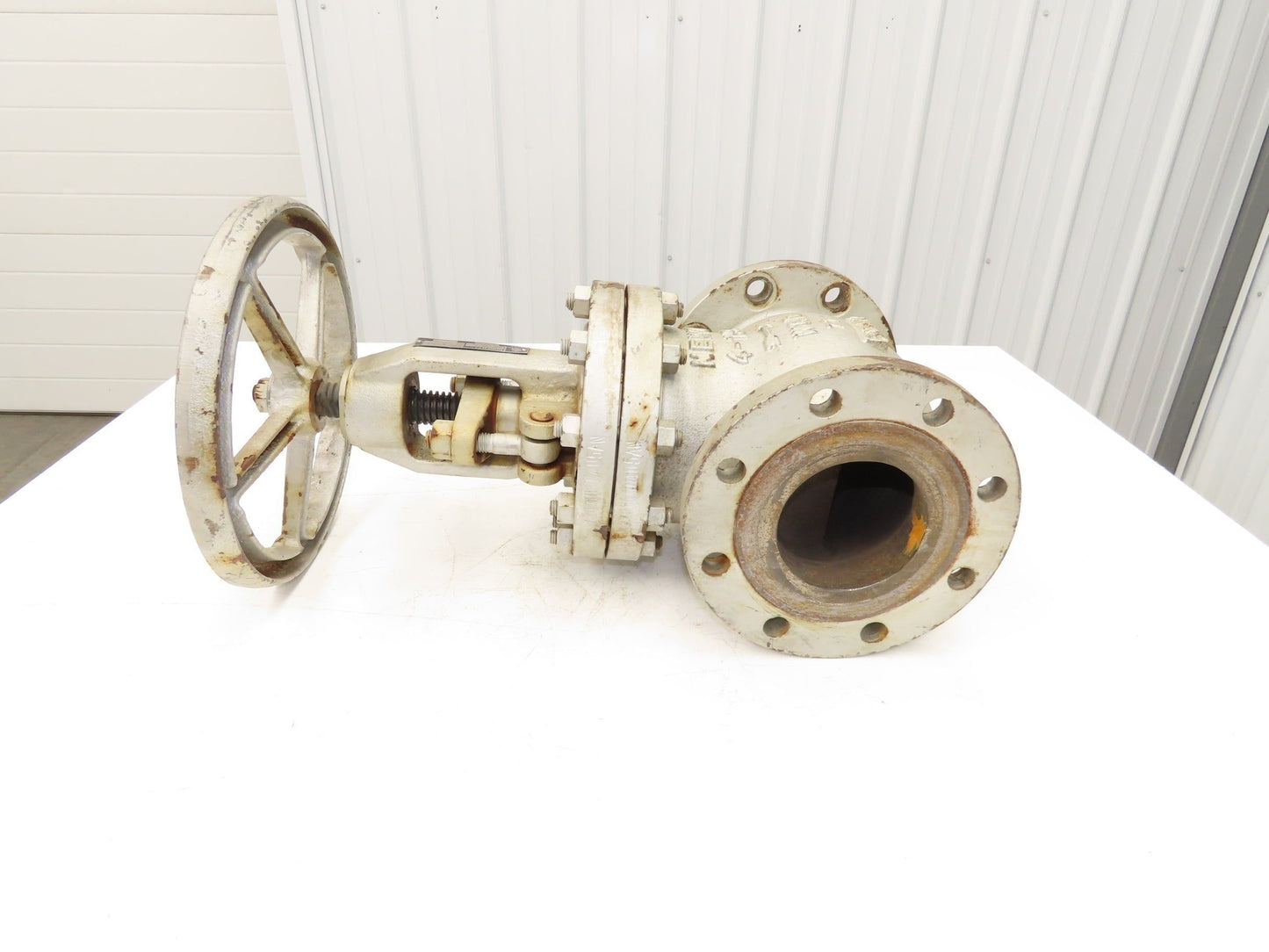 Newco 21F-CB2 4" Flanged Globe Valve 285psi Class 150 WCB 77 Rising Stem