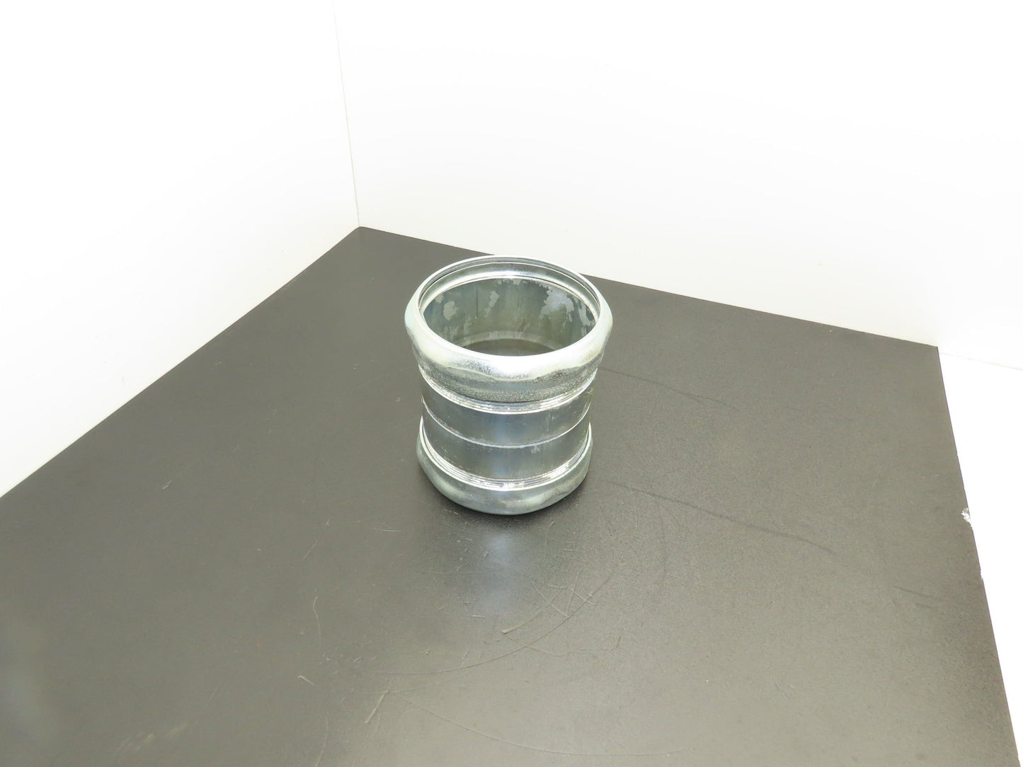 Bridgeport 269 EMT Conduit Coupling 4" Steel Compression Lot of 6