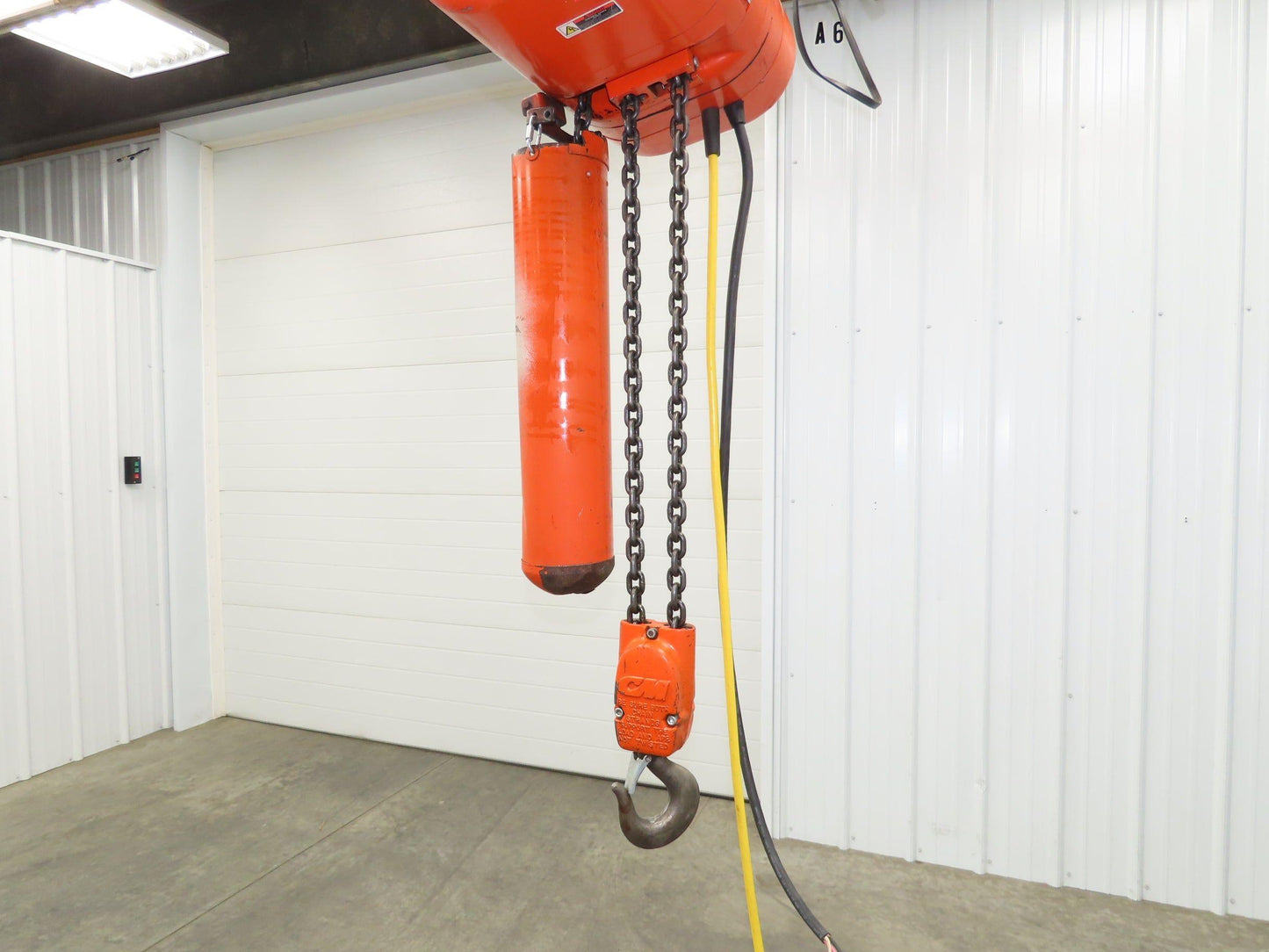 CM Lodestar R 2 Ton Electric Chain Hoist 8 FPM 15' Lift 11' Pendant 230/460 3 PH