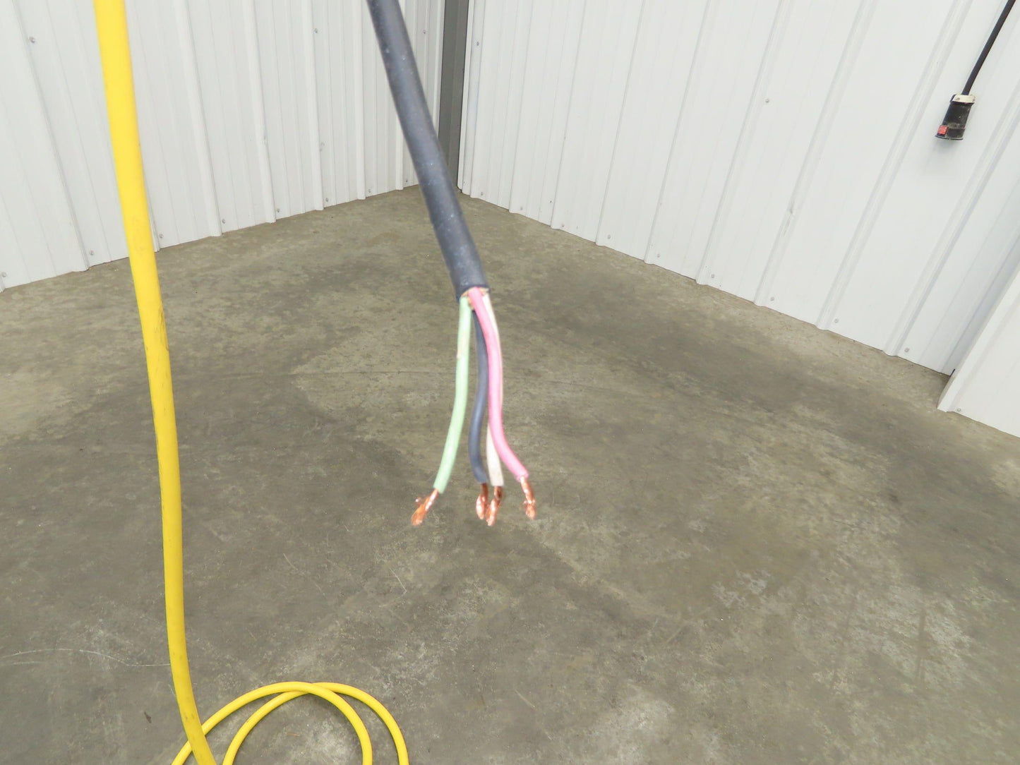 CM Lodestar R 2 Ton Electric Chain Hoist 8 FPM 16' Lift 12' Pendant 240/480 3 PH