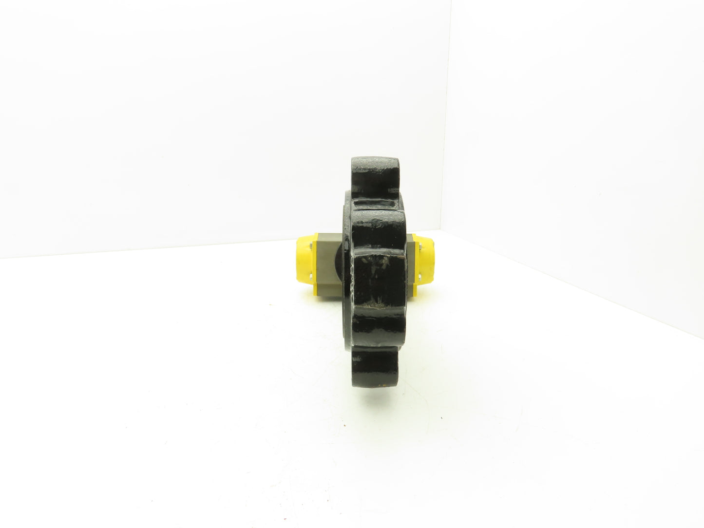 Apollo 143 4" Lug Butterfly Valve 200psi w/Pneumatic Actuator AD075